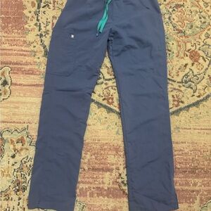 figs, Yola scrub pants size small tall